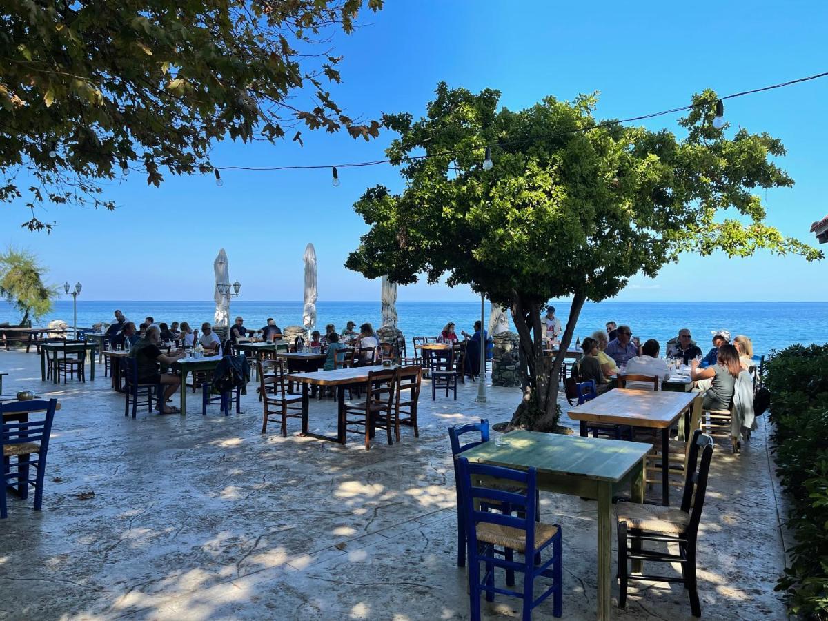 Hotel Kókkinon Nerón المظهر الخارجي الصورة