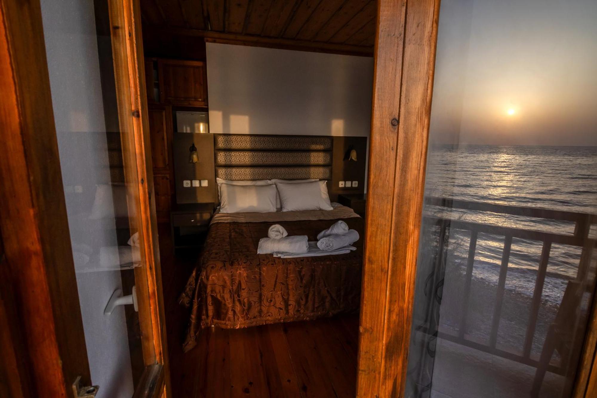 Hotel Kókkinon Nerón المظهر الخارجي الصورة