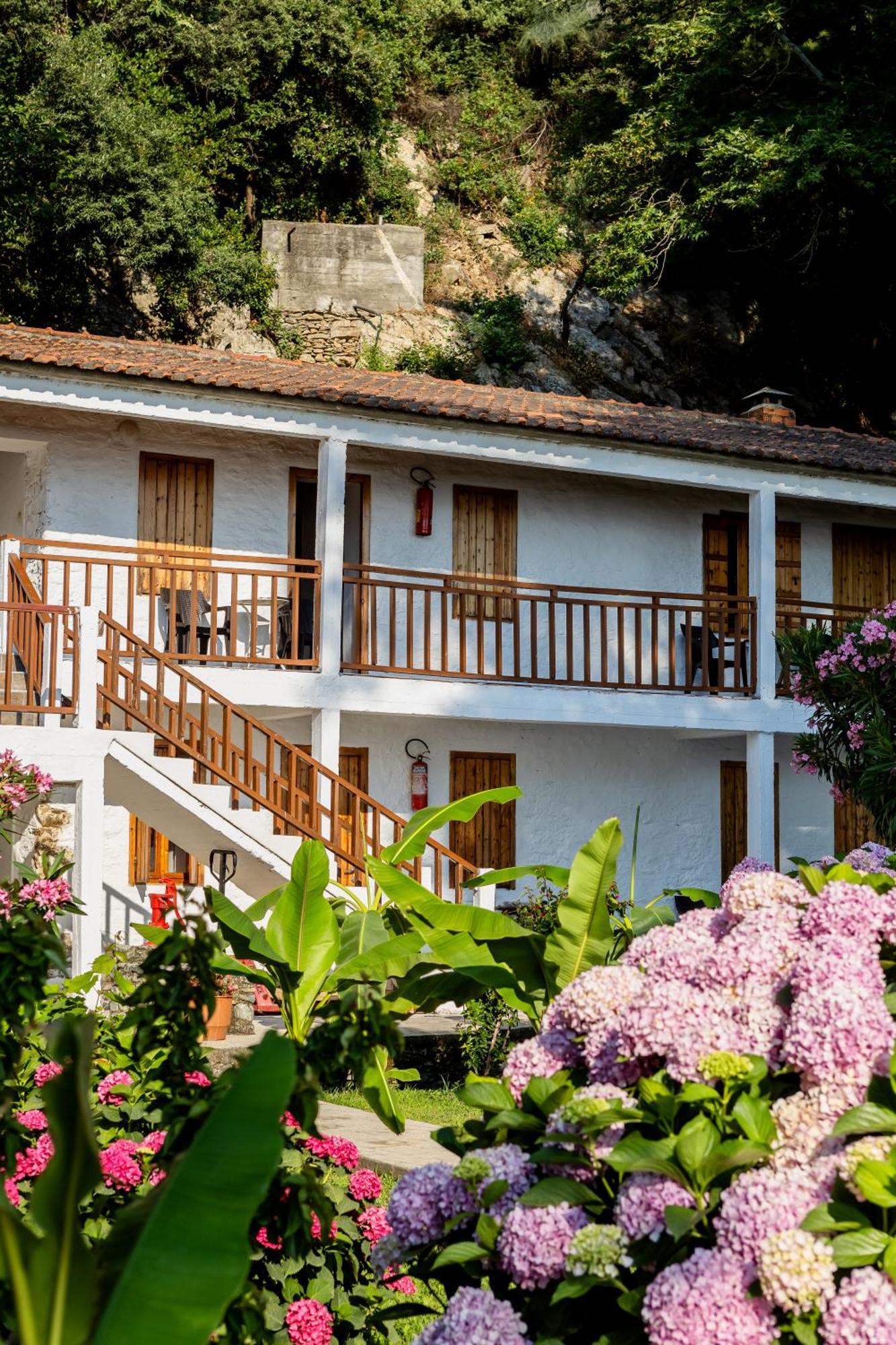 Hotel Kókkinon Nerón المظهر الخارجي الصورة