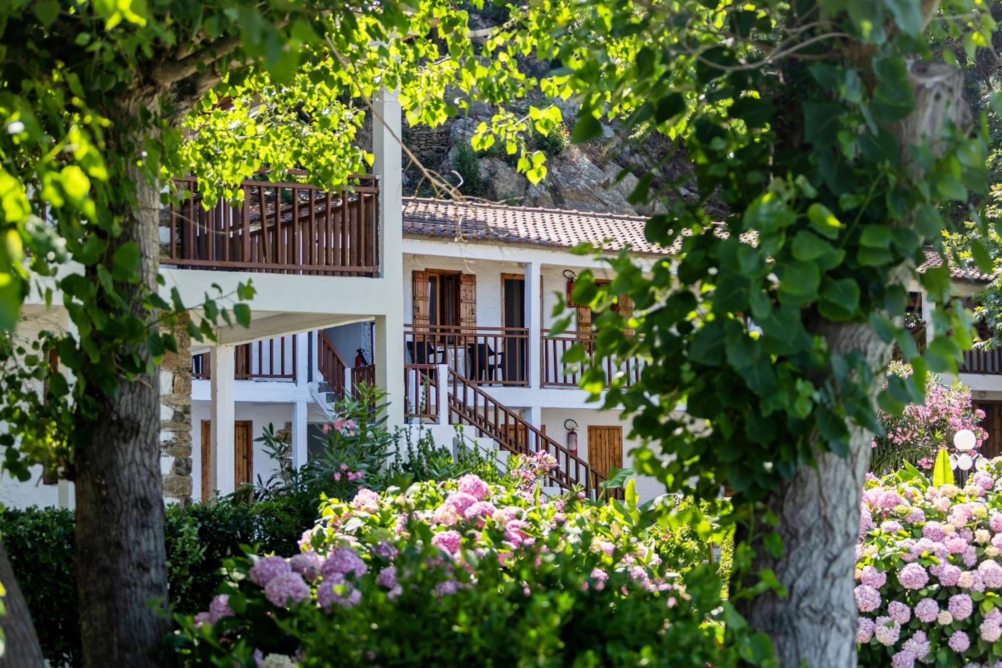 Hotel Kókkinon Nerón المظهر الخارجي الصورة